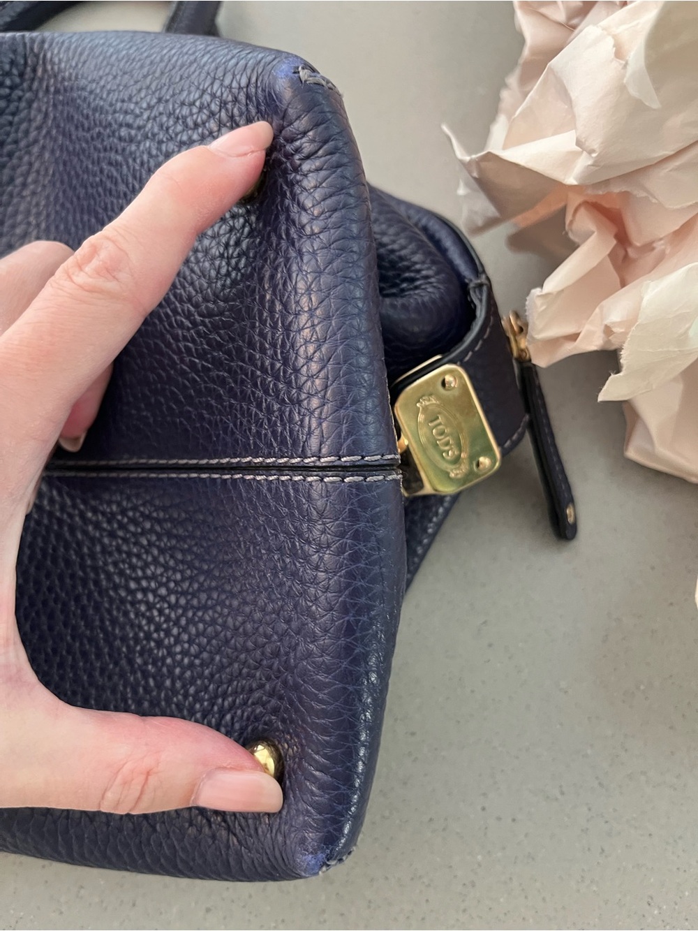 Tod's Blue Leather Handbag - Picture 11 of 15